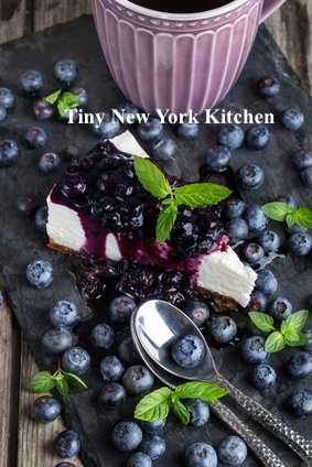 Goat Cheese Cheesecake With Blueberry Sauce