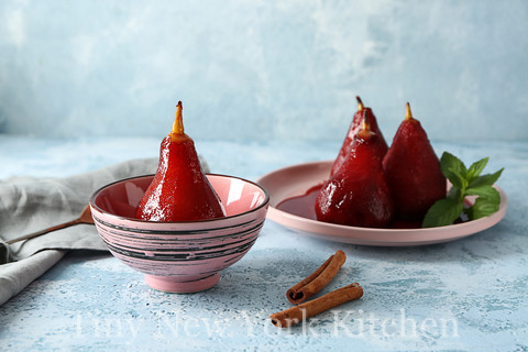 Elegant Poached Pears