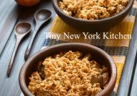 Holiday Apple Crumble Pie
