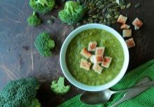 Broccoli Soup With Croutons
