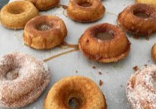 Old Fashioned Baked Cake Donuts