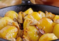 Pan Roasted Potatoes With Mushrooms & Pancetta