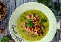 Spring Pea Soup With Garlic Croutons