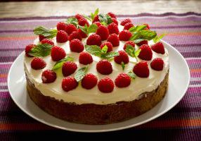 Raspberry Cake