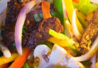 Thai Beef Salad With Spicy Sesame Dressing